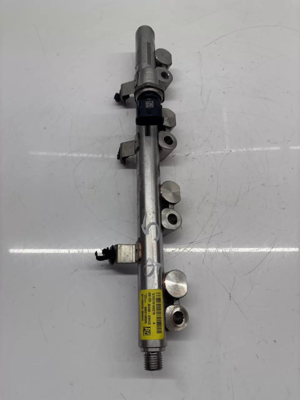 Rampa inyectora Hyundai KIA Ioniq 1.6 GDI híbrido enchufable G4LE 35340-03HC0