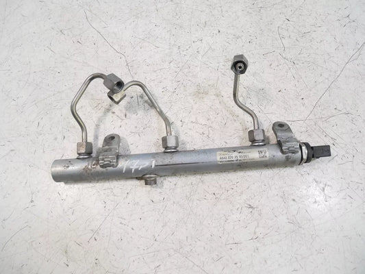 Rampa inyectora Mercedes-Benz 3,0 CDI 642.920 OM642.920 OM642 A6420702595