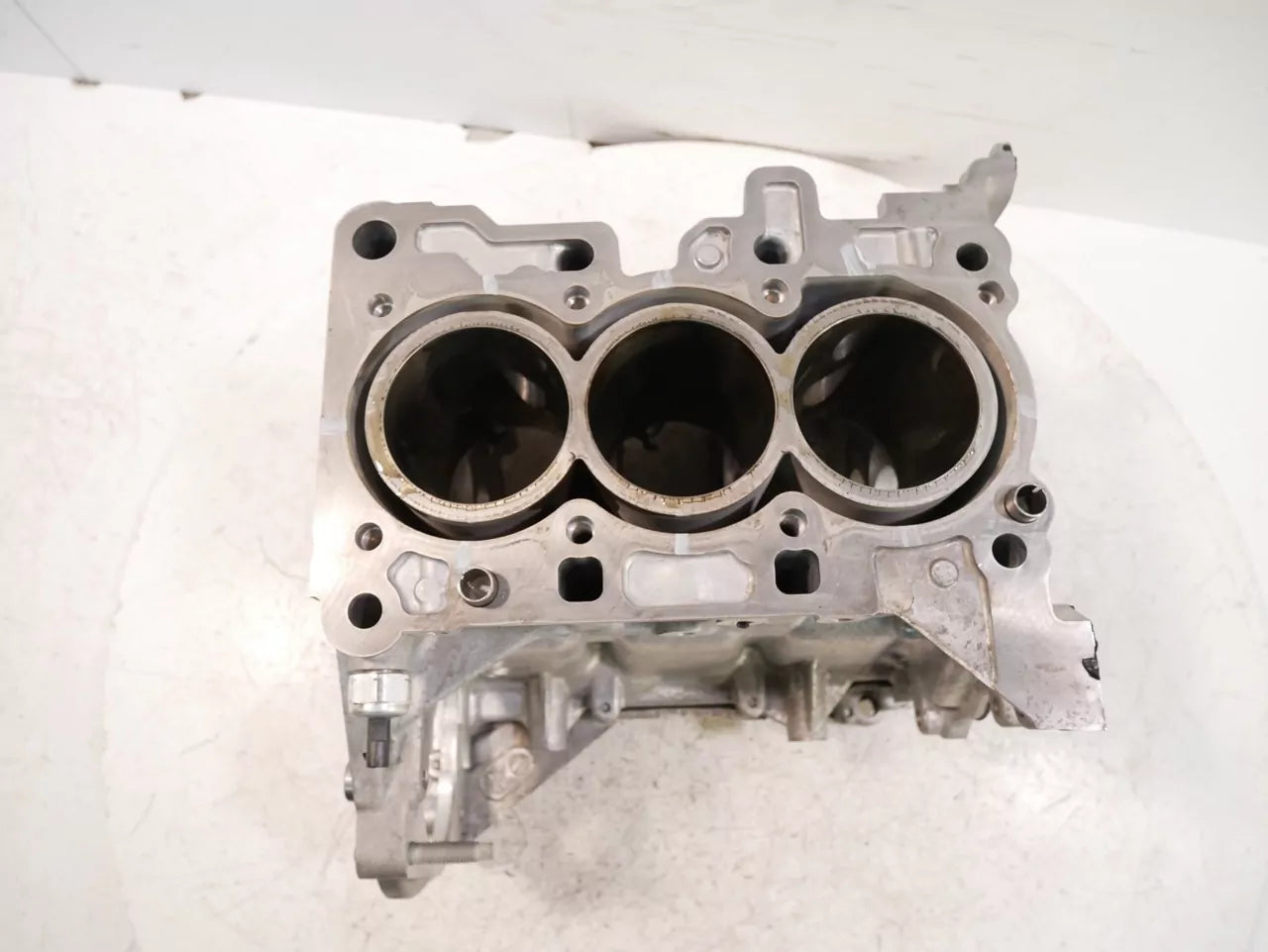 Bloque de motor Defect MG 1,0 T-GDI 10E4E 10652123