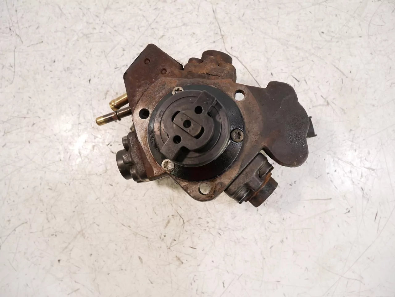 Bomba de alta presión Opel 1,3 CDTI A13DTC 55572537