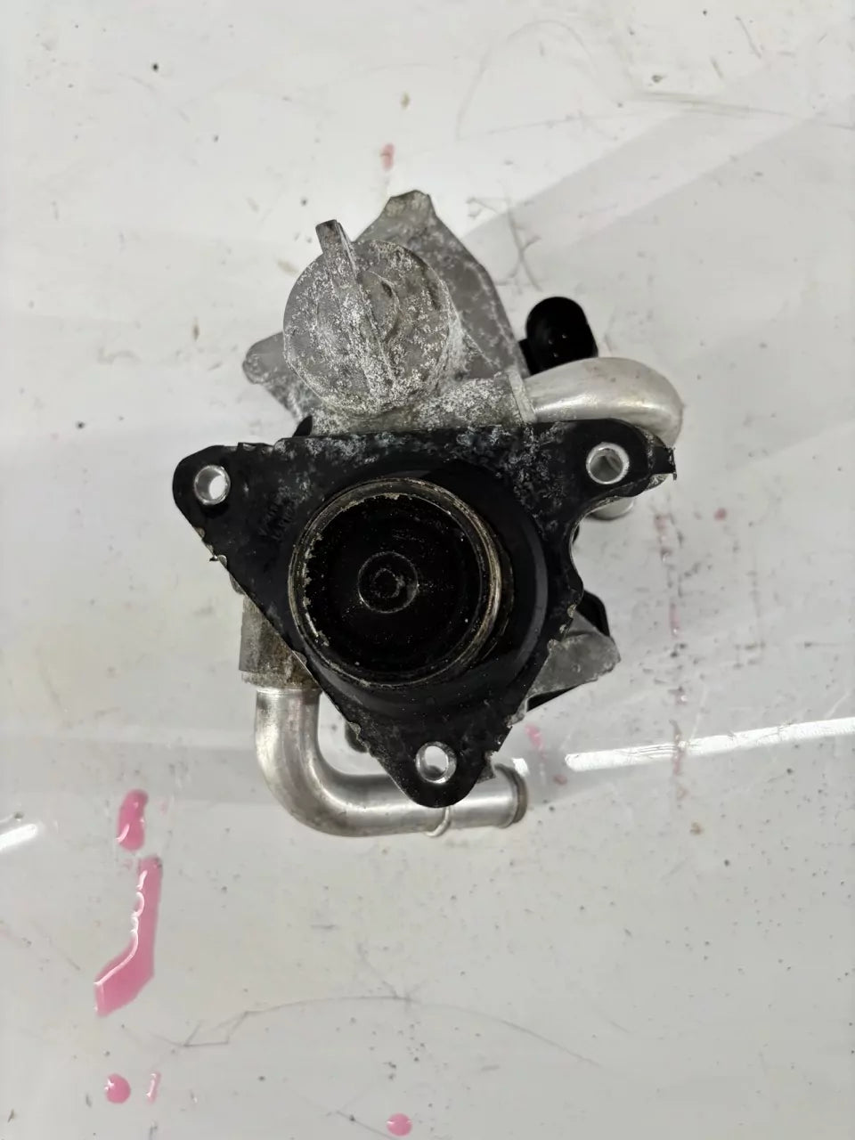 Válvula EGR Skoda Seat Audi Volkswagen 1,6 TDI CXXB CXX 04L131501C