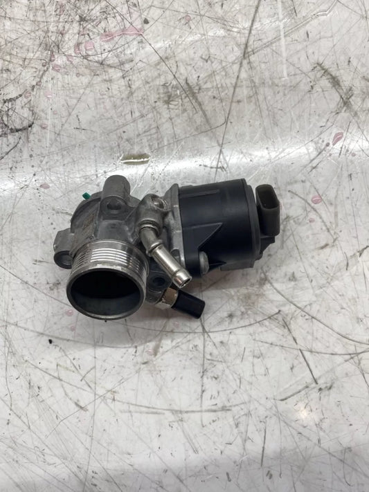 Válvula EGR Mercedes-Benz 3,0 400d OM656.929 656.929 OM656 A6541405700