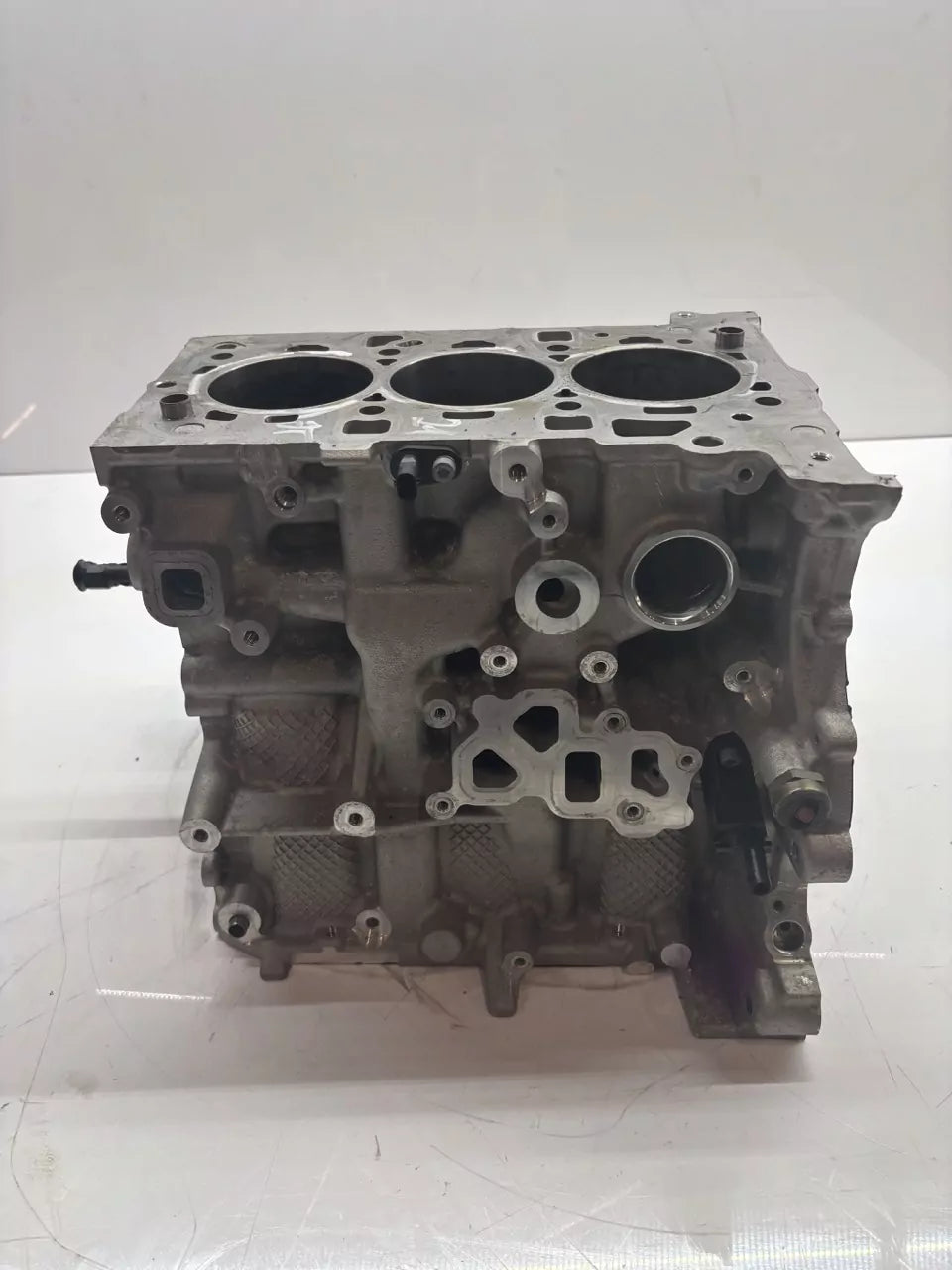 Bloque de motor Mini 1,5 gasolina B38A15A 8631944