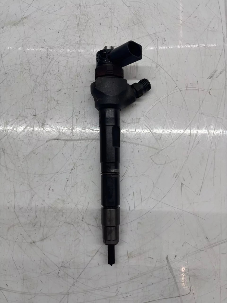 Inyector Boquilla de inyección Audi 2,0 TDI CGLC CGL 03L130277J