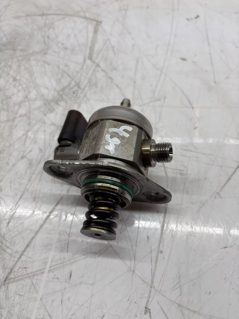 Bomba de combustible Porsche 2,0 T MDD.PB MDD MDDPB 9A211031501