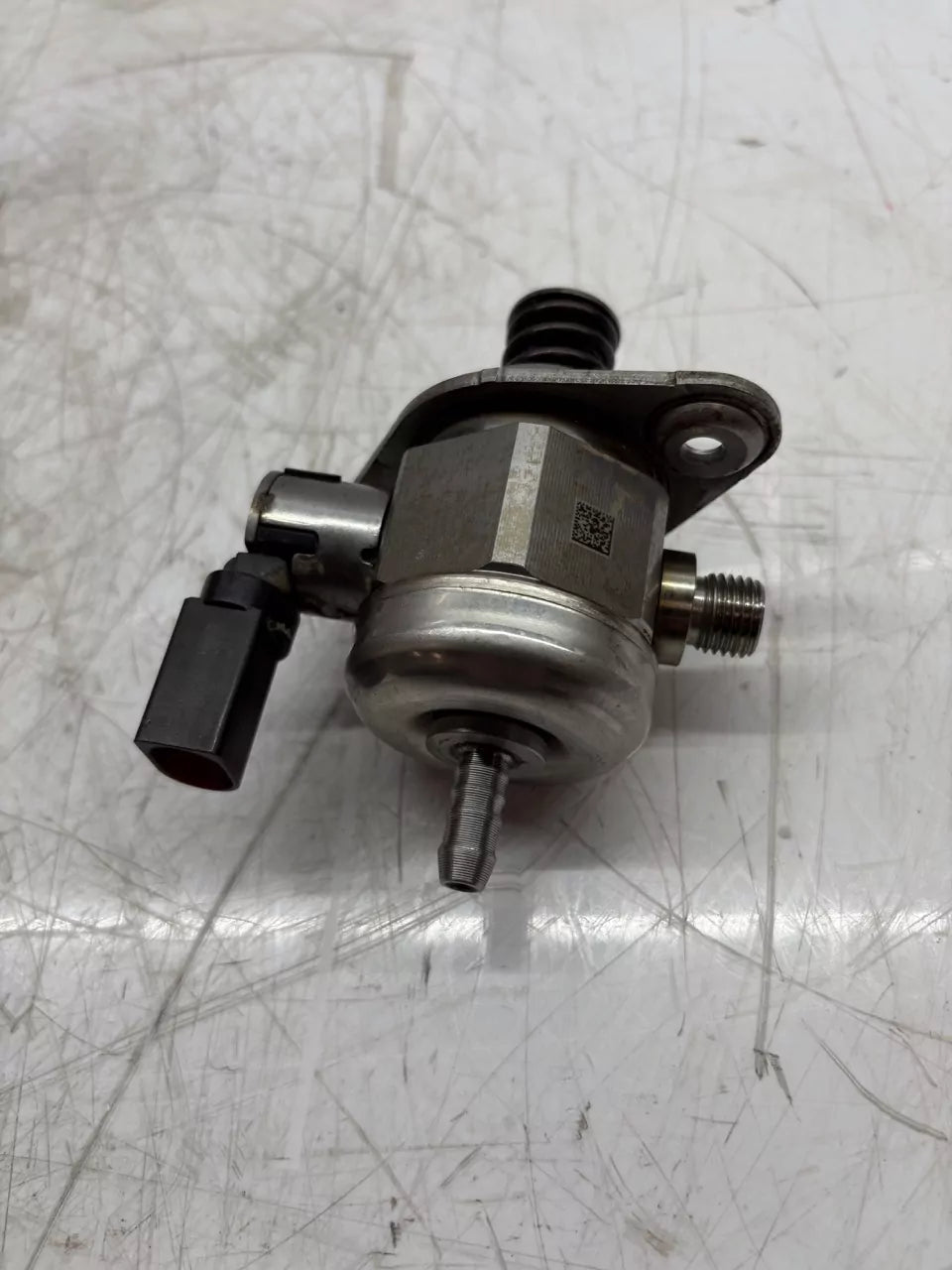 Bomba de combustible Porsche 2,0 T MDD.PB MDD MDDPB 9A211031501