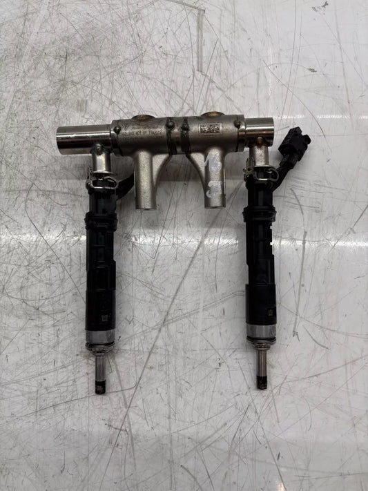 Rampa de inyectores Porsche 2,0 T MDD.PB MDD MDDPB 9A211040101