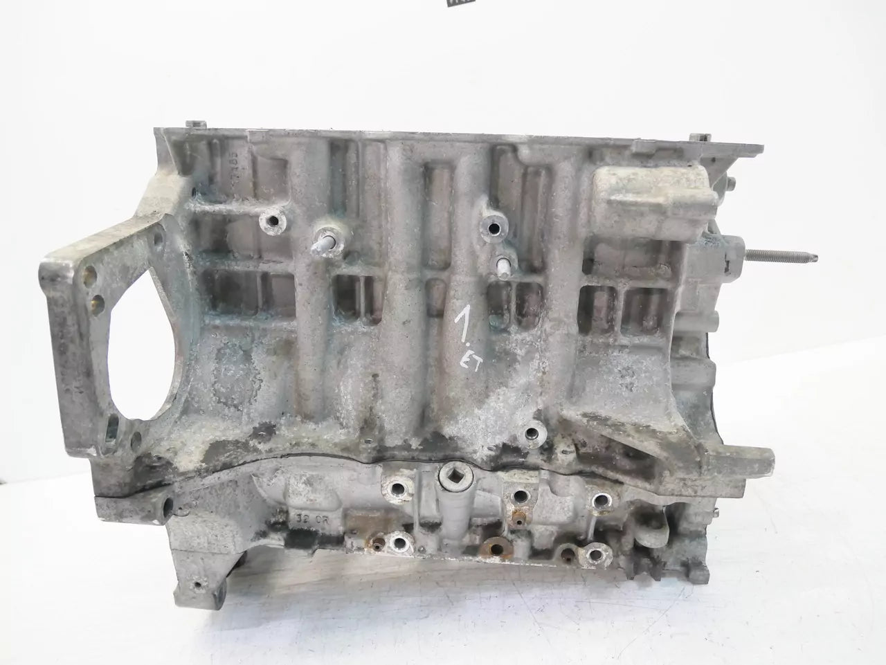 Bloque de motor Defect Peugeot 1,5 BlueHDI YHY DV5RD 9829203280