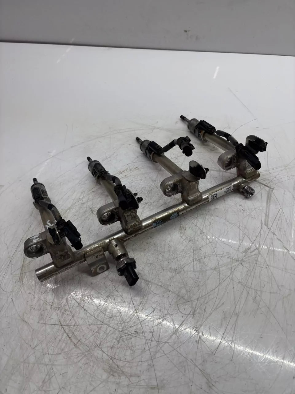 Rampa de inyectores Volvo 2,0 B4 Hybrid B420T5 31478395
