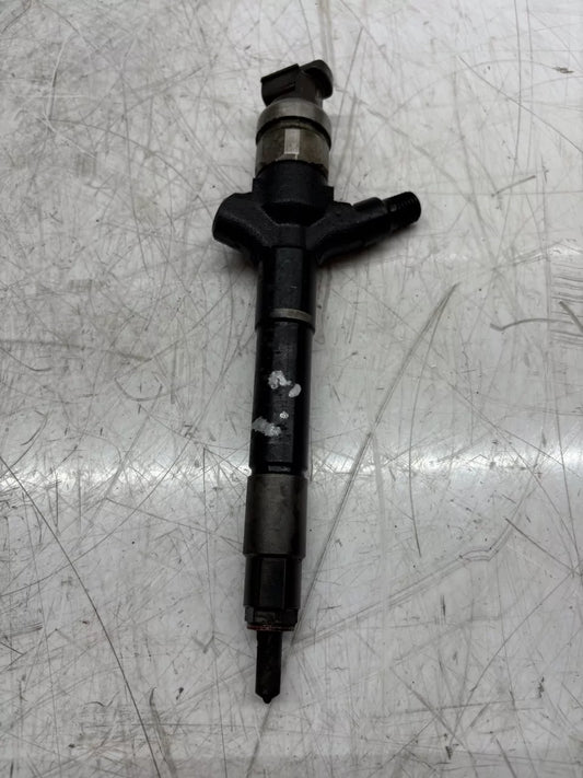 Inyector Boquilla de inyección Mitsubishi 2,5 DI-D 4D56T 4D56-T 1465A041
