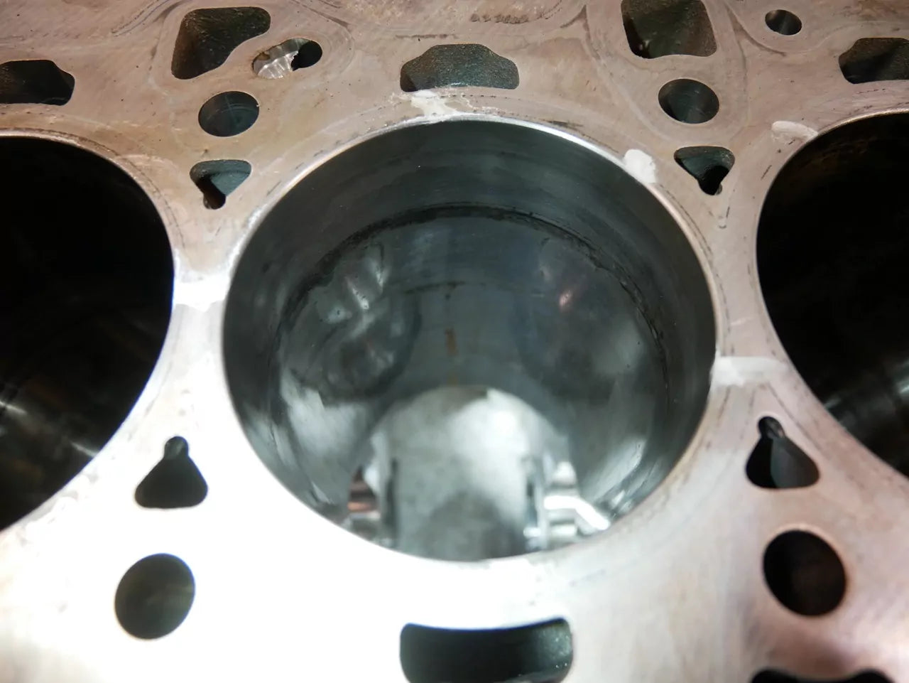 Bloque de motor Defect BMW 1,5 xDrive 30e B38A15P XB2231O0 8631944