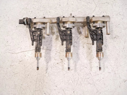 Rampa de inyectores BMW 1,5 xDrive 30e B38A15P XB2231O0 8665631