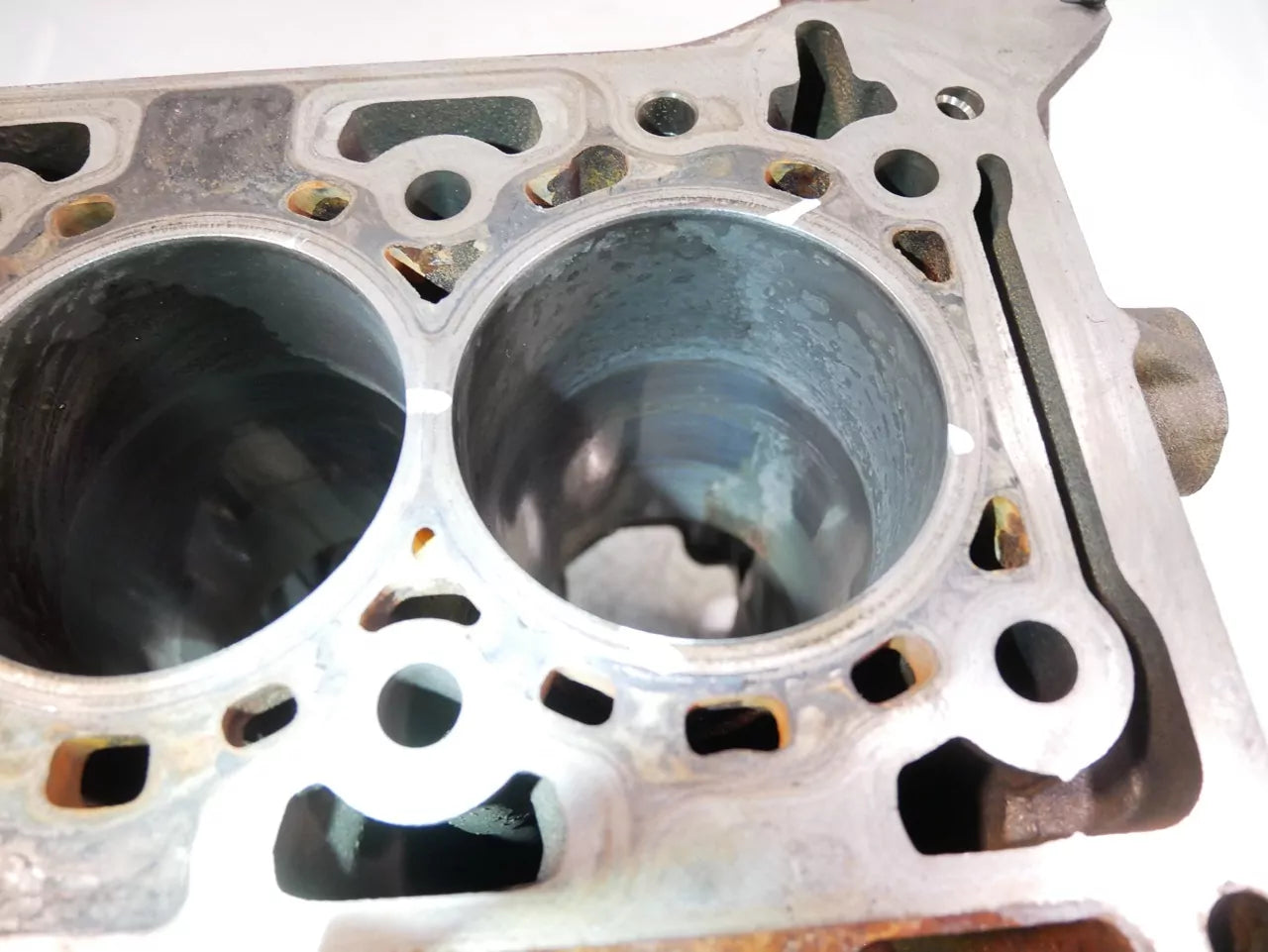 Bloque de motor Defect Ford 2,0 EcoBlue BJFB GK2Q-6015-BB