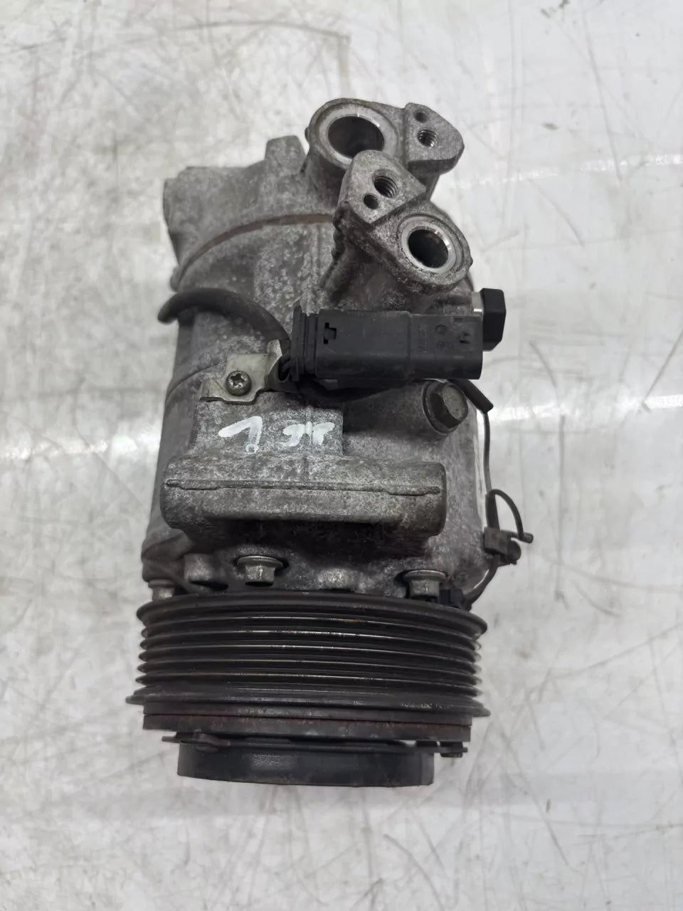 Compresor de aire acondicionado Mercedes-Benz 2,2 BlueTEC OM651.921 651.921 OM651 A0008303902