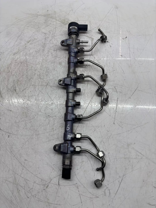 Rampa inyectora BMW 3,0 d 530d xDrive B57D30A B57 0571569