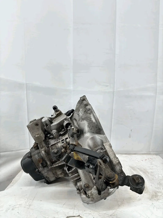 Caja de cambios manual Opel 1,6 gasolina Z16XER LB4 55566124
