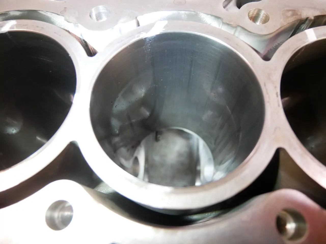 Bloque de motor Defect MG 1,5 EHS Turbo 15E4E 10235539