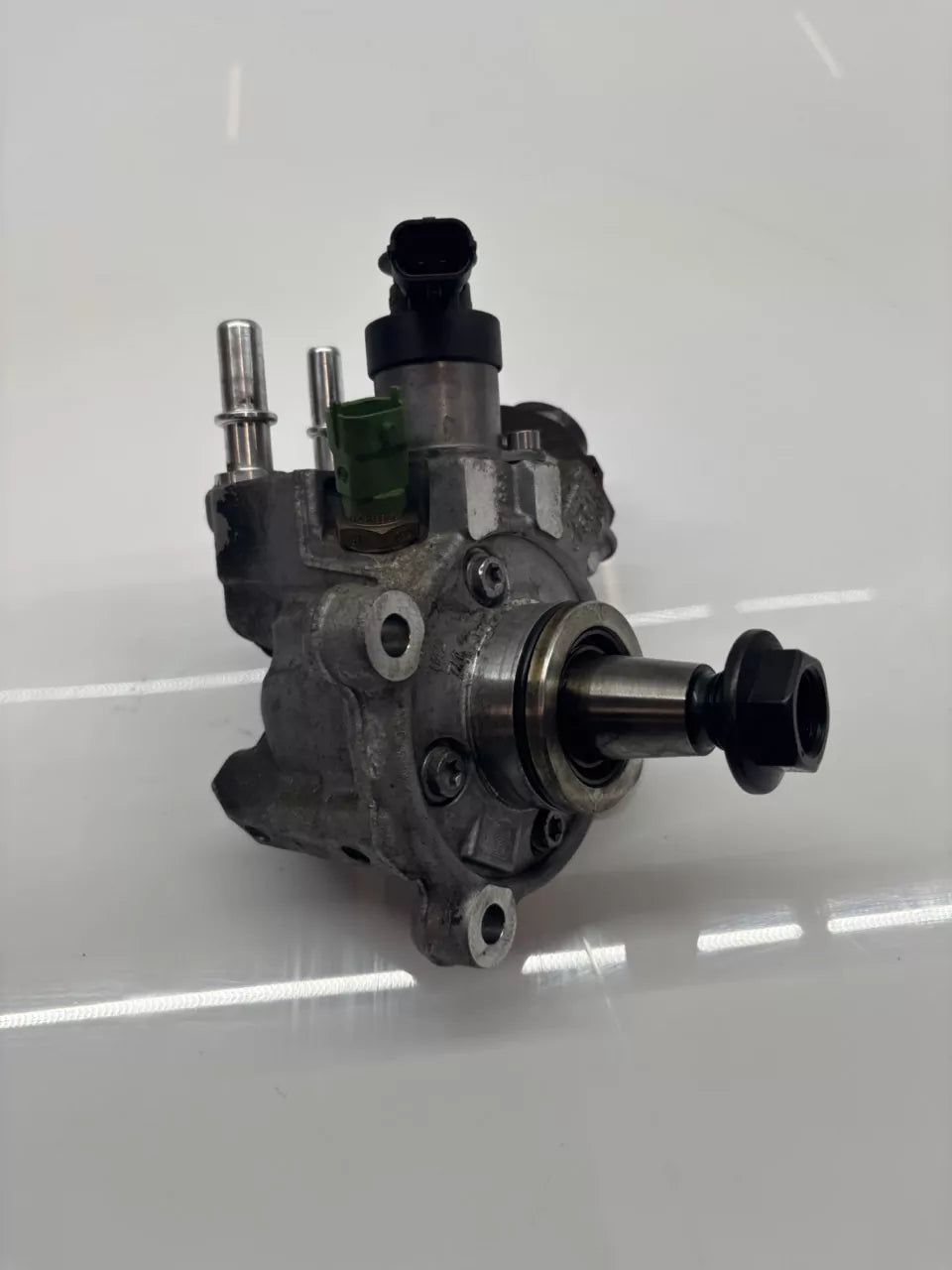 Bomba de alta presión Land Rover 2,0 D 4x4 204DTD AJ20D4 G4D3-9B395-AB