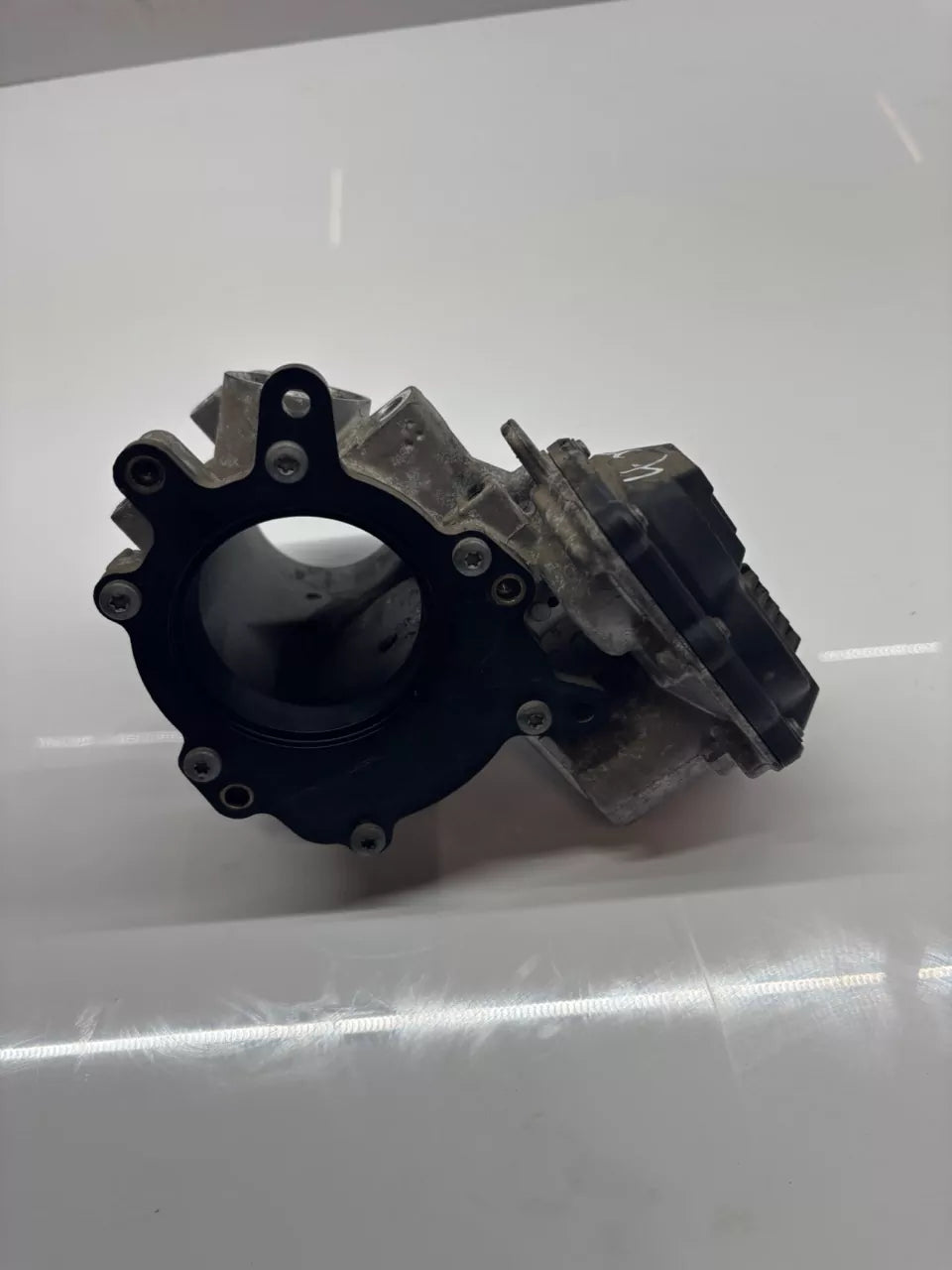 Válvula EGR Land Rover 2,0 D 4x4 204DTD AJ20D4 G4D3-5H273-CA