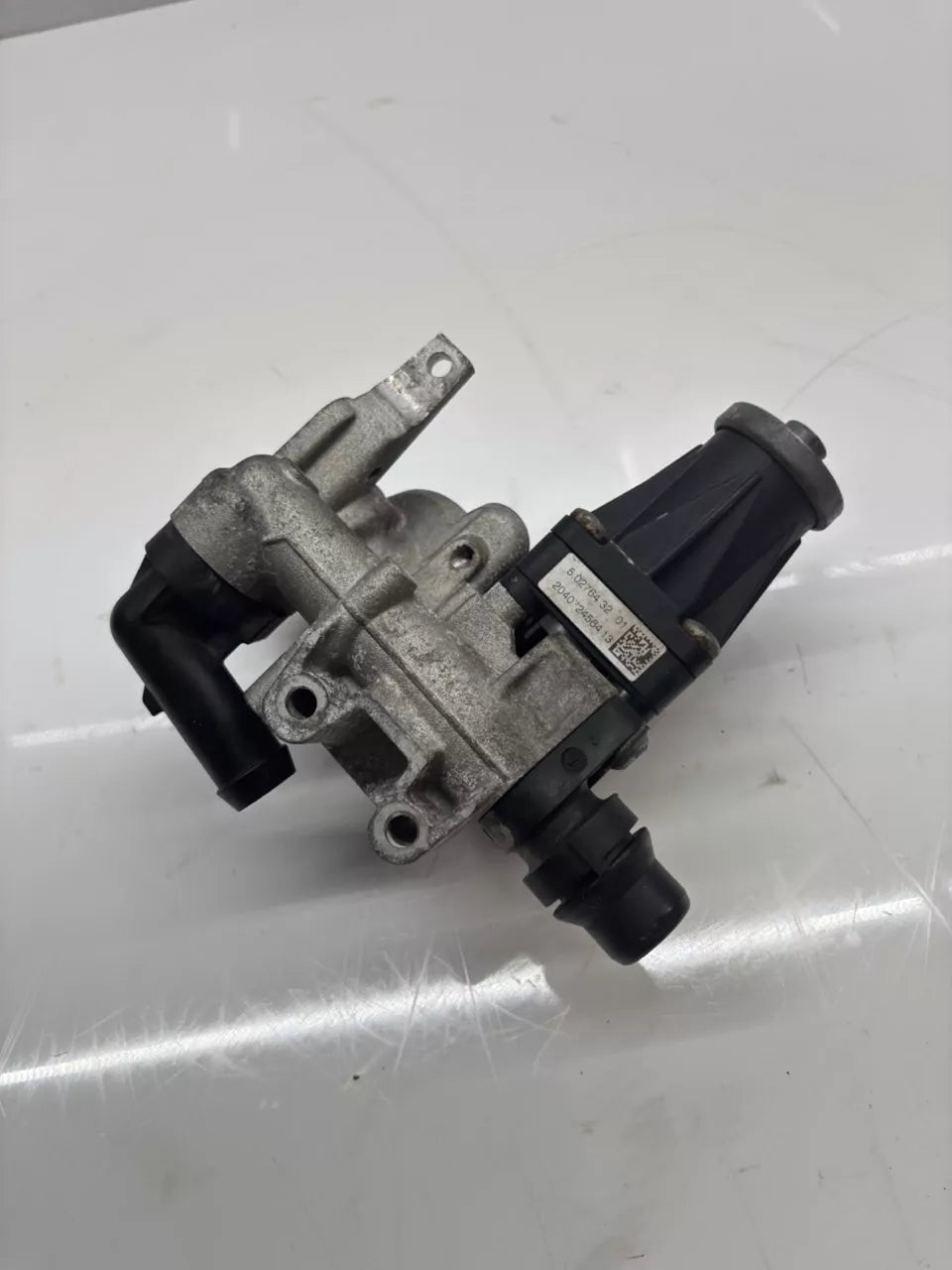 Válvula EGR Land Rover 2,0 D 204DTD AJ20D4 G4D3-9D475-BB
