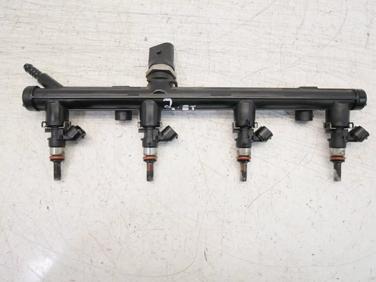 Rampa de inyectores Audi Seat Volkswagen 2,0 quattro CJXG CJX 06K133681C