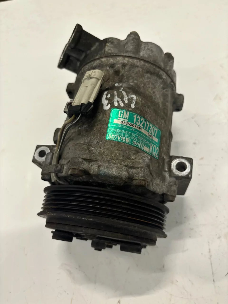 Compresor de aire acondicionado Opel 1,8 gasolina Z18XER 93197129
