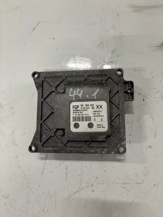 Unidad de control Opel 1,8 gasolina Z18XER 55355631
