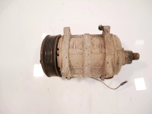 Compresor de aire acondicionado Mercedes-Benz 2,2 OM651.958 651.958 OM651 0393