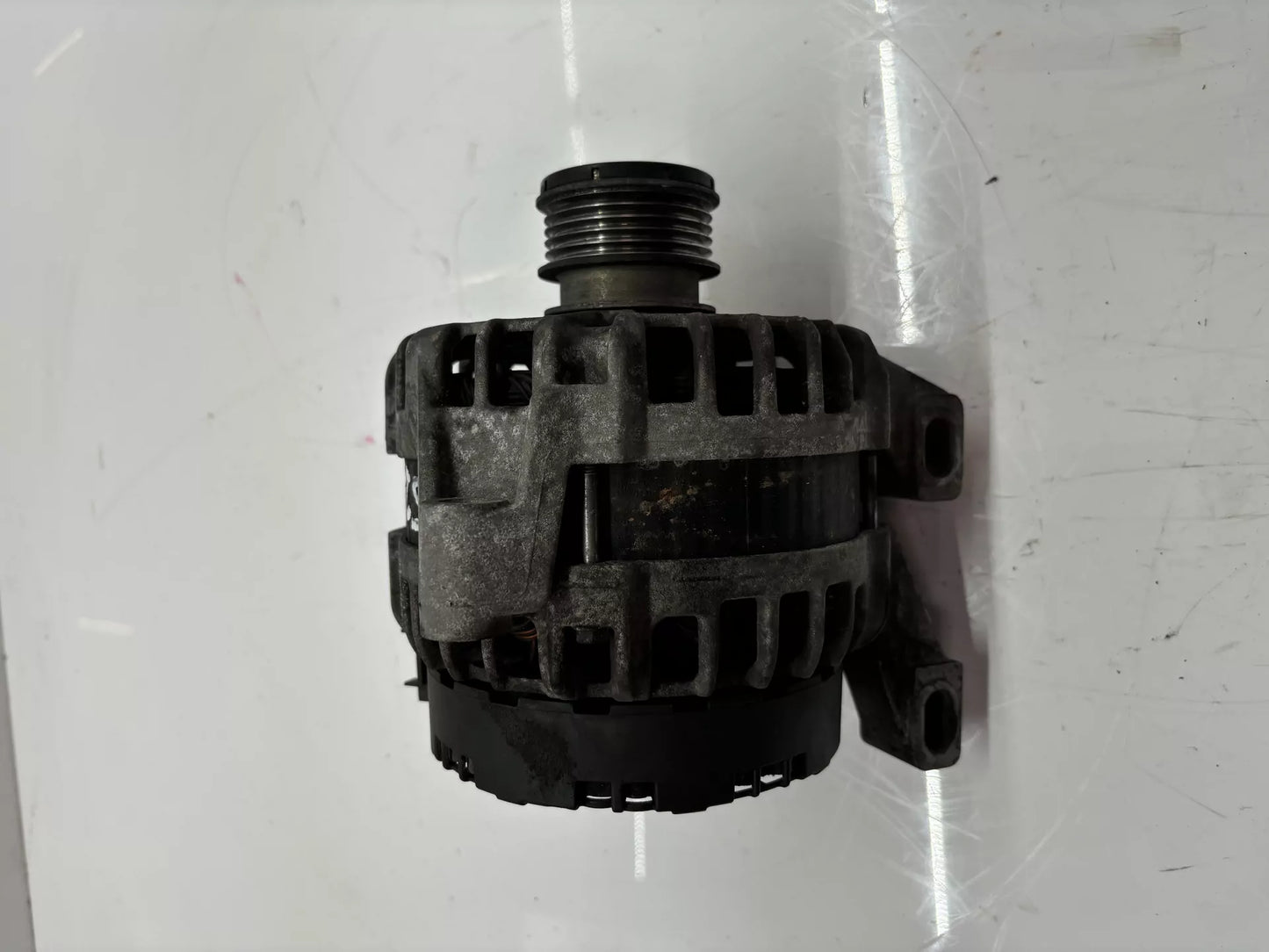 Alternador Volvo 2,0 D3 Diesle D5204T7 36012618