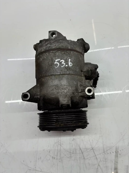 Compresor de aire acondicionado Nissan 1,6 dCi R9M 92610BB60A