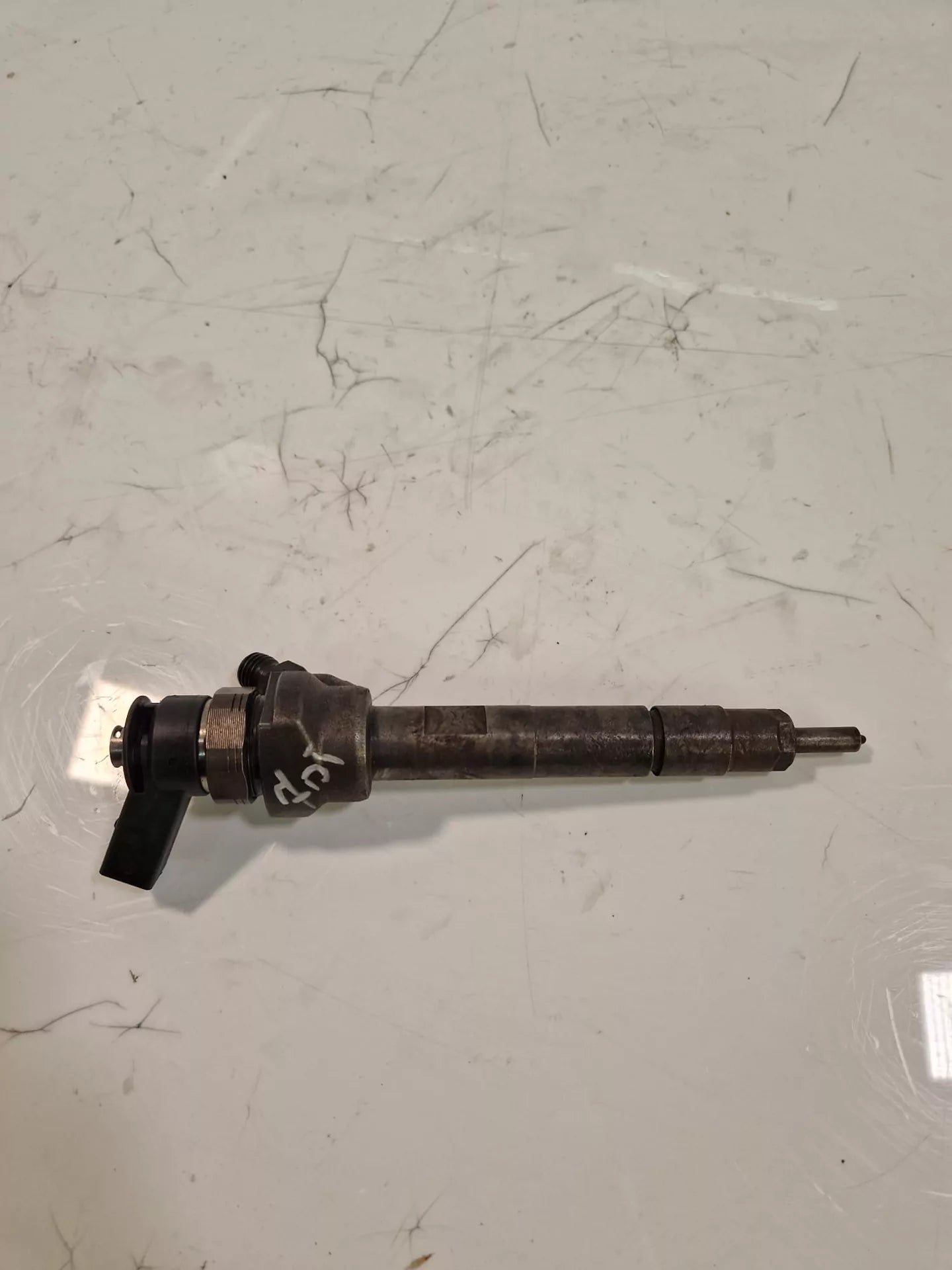 Inyector Boquilla de inyección BMW 2,0 116d 316d N47D20C N47 7798446 0445110601