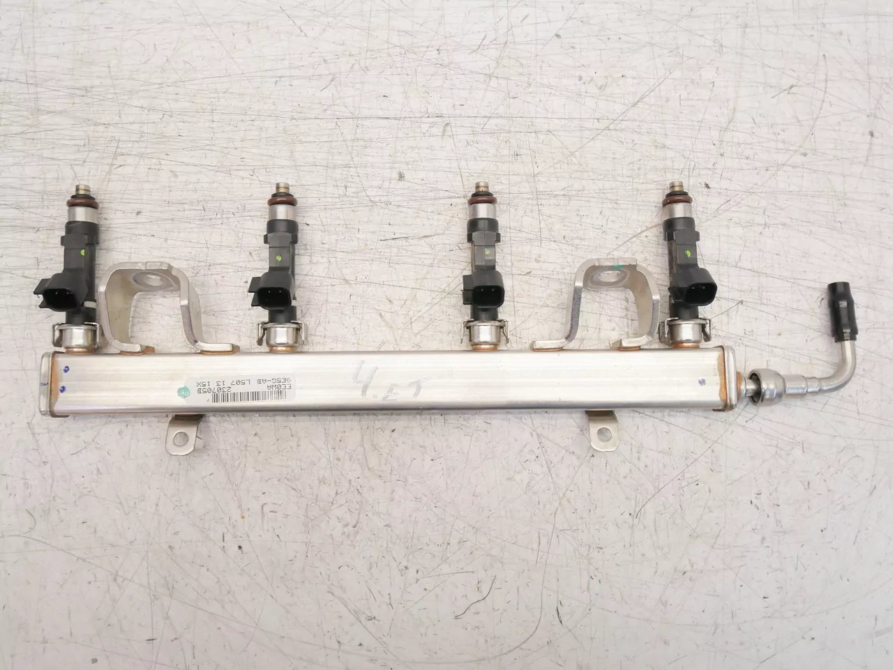 Rampa inyectora Ford Kuga MK3 2.5 FHEV BGDC 6M8G-9D280-CA