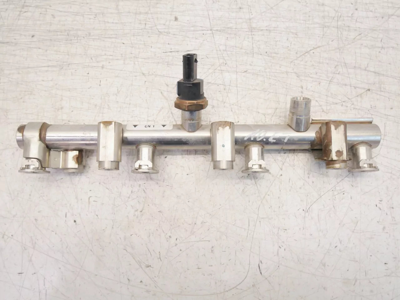 Rampa inyectora Mercedes-Benz Clase A 1.3 M282.914 282.914 A2820703900