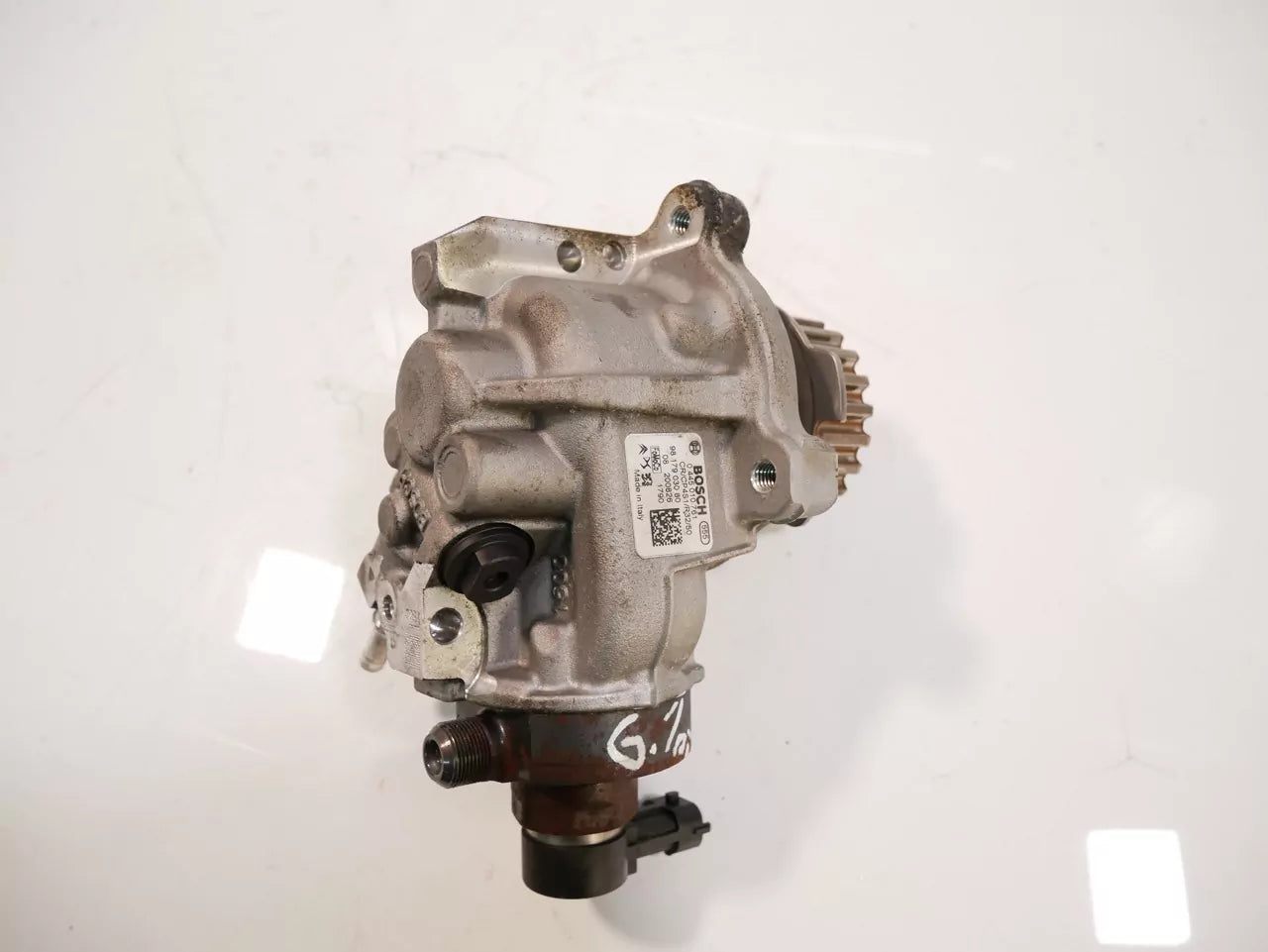 Bomba de alta presión Opel Combo K9 Corsa F 1.5 D D15DT DV5RD YH01 9817903080