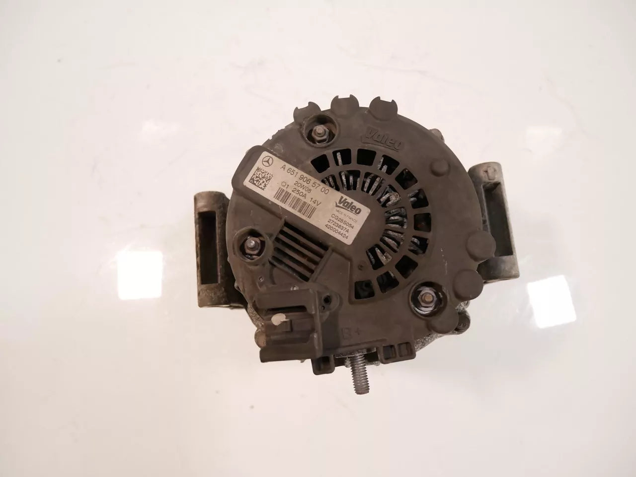Alternador Mercedes-Benz Sprinter 2.2 OM651.958 A6519065700