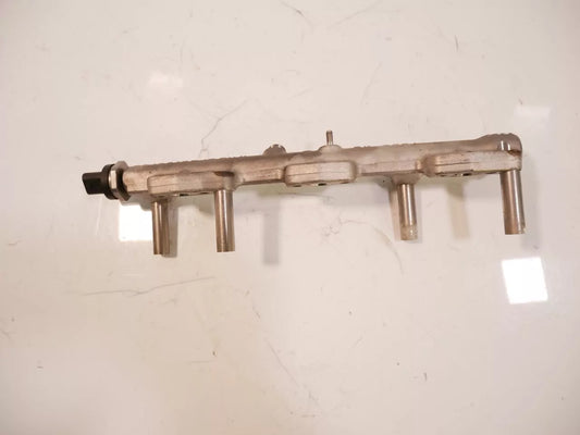 Rampa inyectora BMW Serie 1 F20 F21 3.0 M140 i xDrive B58B30A B58 8694197