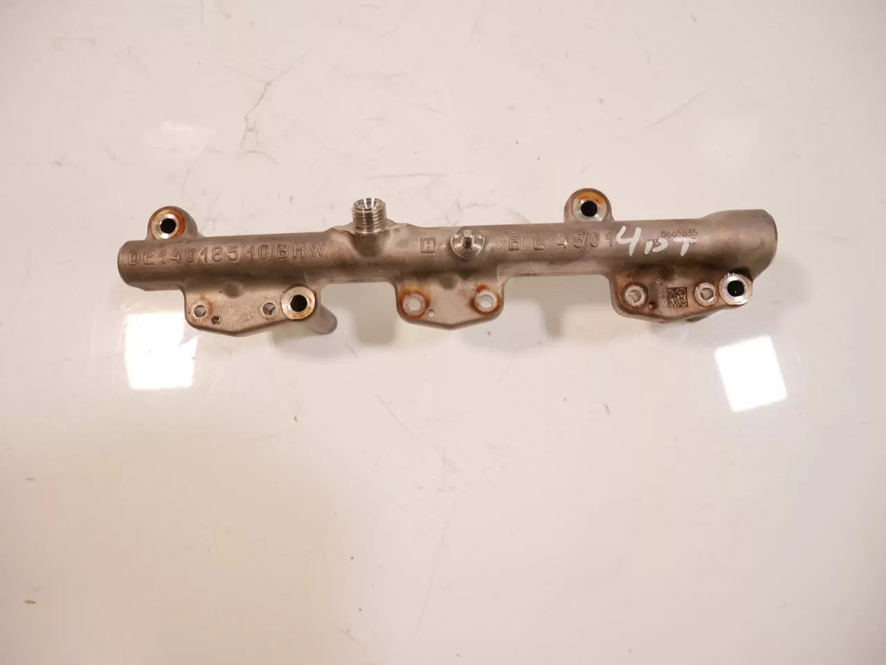 Rampa inyectora BMW Serie 1 F20 F21 3.0 M140 i xDrive B58B30A B58 8665635