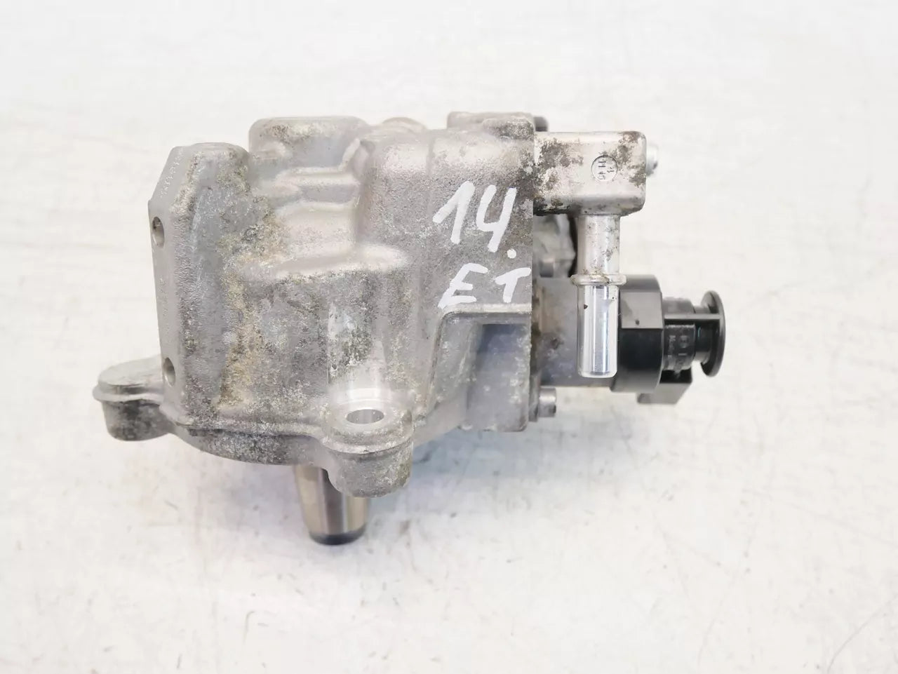 Bomba de alta presión BMW Mini Cooper F55 F56 1.5 D B37C15A B37 8511626