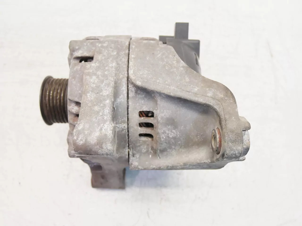 Alternador BMW Mini 1.5 D B37C15A B37 7640131