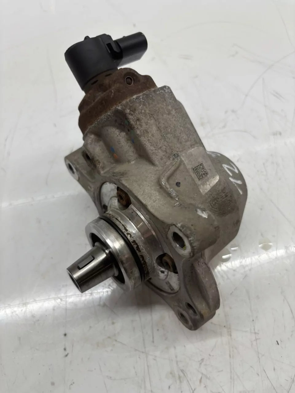 Bomba de alta presión Ford Transit 2.0 EcoBlue BKFB HG9Q-9B395-AB