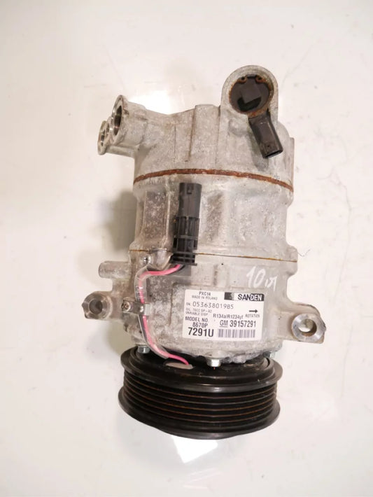 Compresor de aire acondicionado Opel Astra Insignia 1.6 CDTI D16DTH LVL 39157291