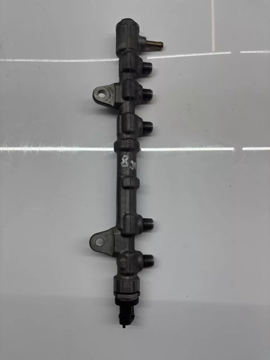 Tubo de raíl Peugeot Citroen Nemo Bipper 1.3 HDi F13DTE5 FHZ 55232355