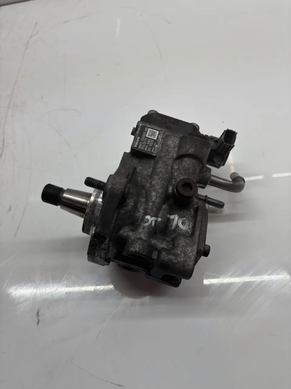 Bomba de alta presión Volvo XC60 156 246 2.0 D4204T14 31432135