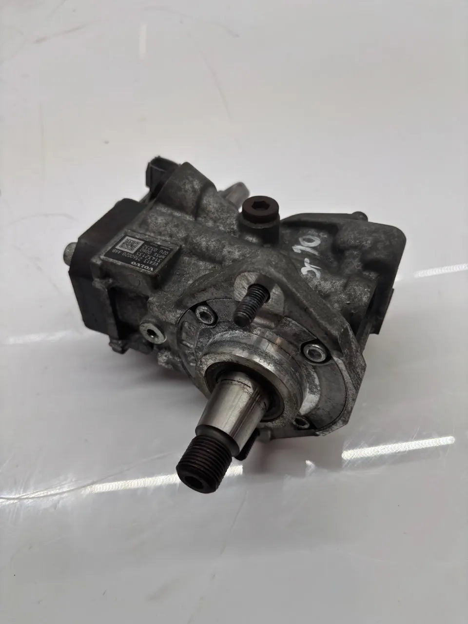 Bomba de alta presión Volvo XC60 156 246 2.0 D4204T14 31432135
