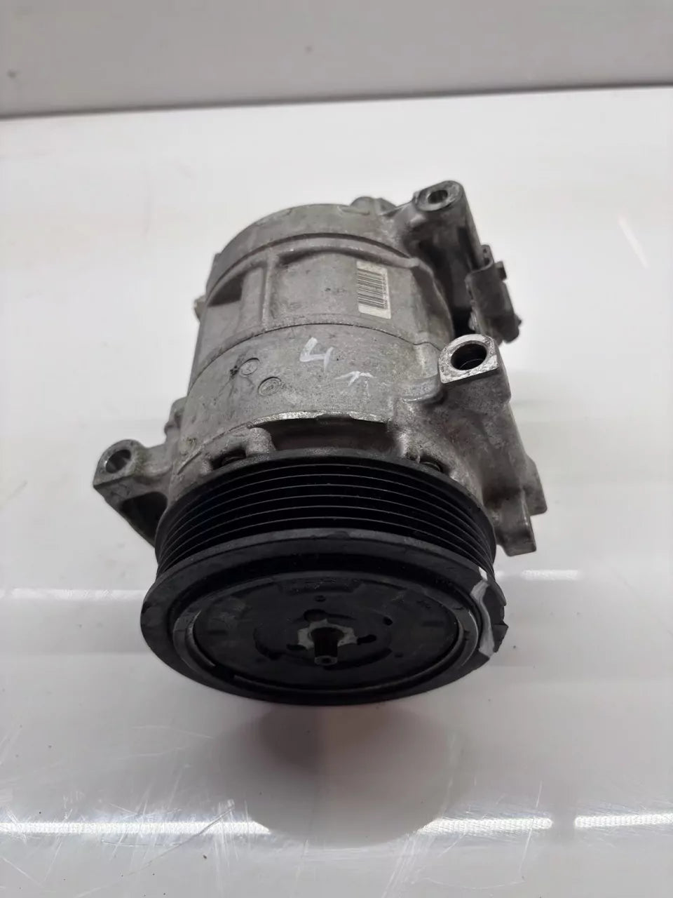 Compresor de aire acondicionado – Peugeot 308 MK2 1.6 HDi DV6FD BHY 9645655880