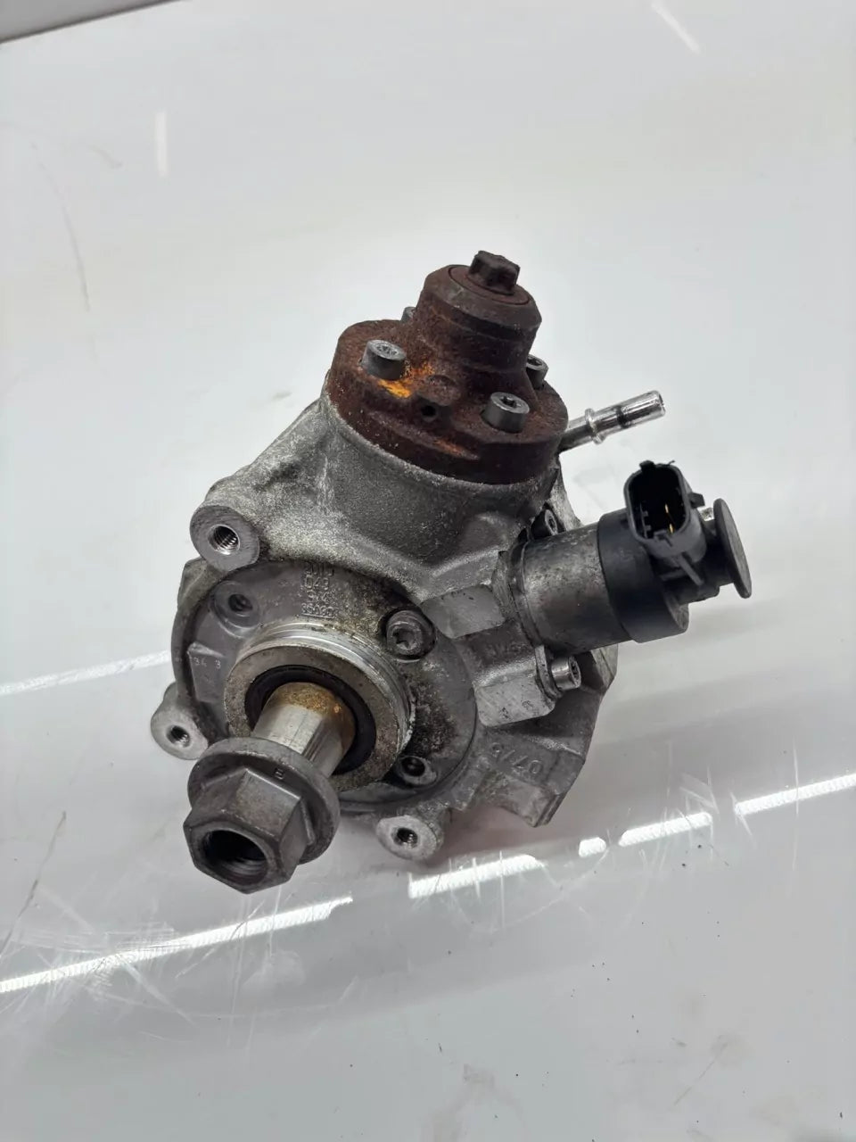 Bomba de alta presión Peugeot 308 MK2 1,6 HDi DV6FD BHY 9811347380