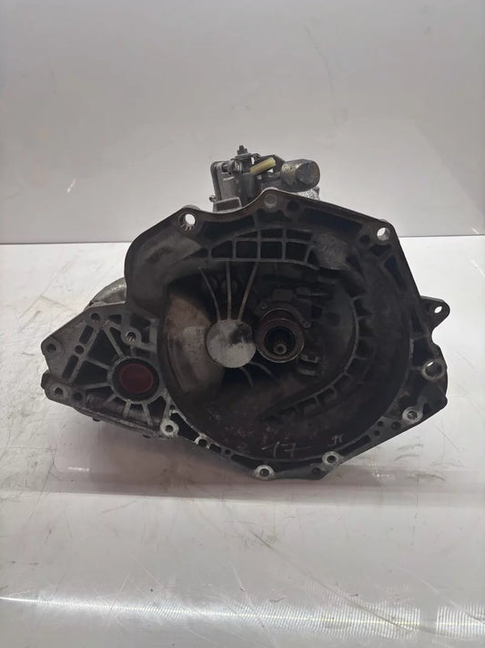 Caja de cambios manual Opel Vauxhall Adam Astra Corsa 1.4 A14XER LDD F17 95579773