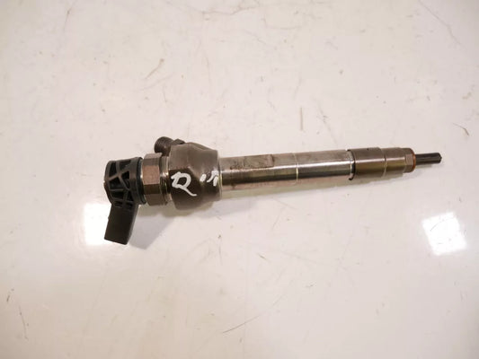 Inyector boquilla de inyección BMW Serie 1 F21 F20 1.5 116 d B37D15A B37 8511630