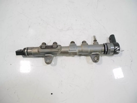 Tubo de raíl BMW Serie 1 F21 F20 1.5 116 d B37D15A B37 8511629