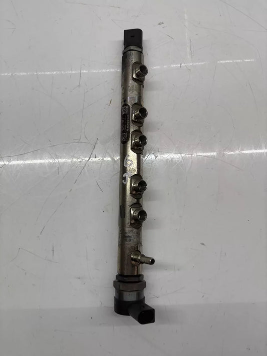 Tubo de raíl BMW Serie 5 F07 F10 F11 2.0 d 520d N47D20C N47 7809128